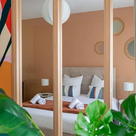 Апартаменты Travel Homes - Le Freedom, Chaleureux & Spacieux Мюлуз