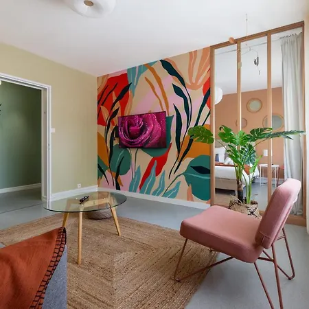 Apartament Travel Homes - Le Freedom, Chaleureux & Spacieux *