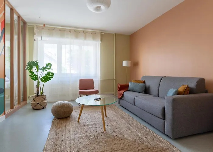 Travel Homes - Le Freedom, Chaleureux & Spacieux *